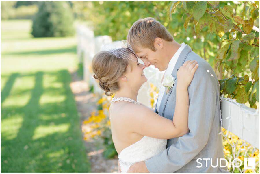 Fox-Valley-Wisconsin-Wedding-photographer-Studio-L-Photography_0050
