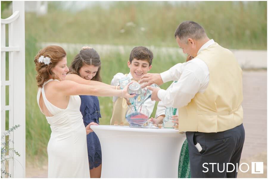 Sheboygan-Wedding-Photographer-Blue-Harbor-Resort-Studio-L-Photography_0028