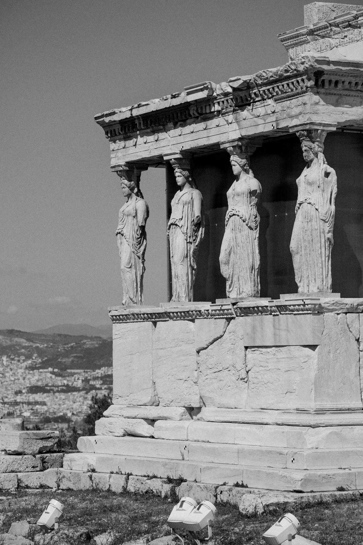 Athens-Greece-black-and-white-fine-art-photography-by-Studio-L-photographer-Laura-Schneider-_2096