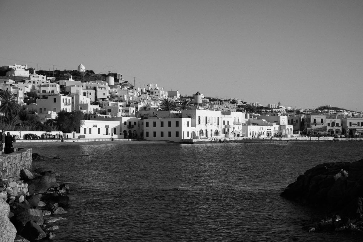 Greek-Island-Mykonos-black-and-white-fine-art-photography-by-Studio-L-photographer-Laura-Schneider-_2169