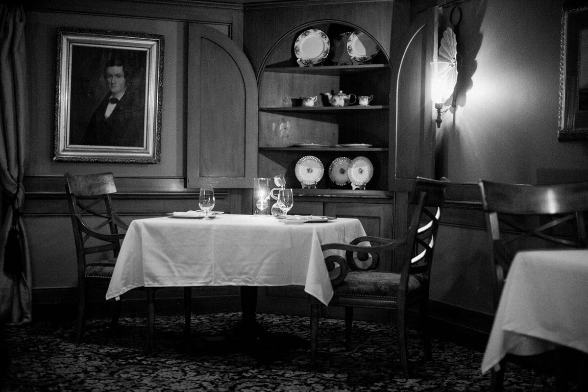 Immigrant-Room-Restaurant-American-Club-Kohler-Wisconsin-black-and-white-fine-art-photography-by-Studio-L-photographer-Laura-Schneider-_6419