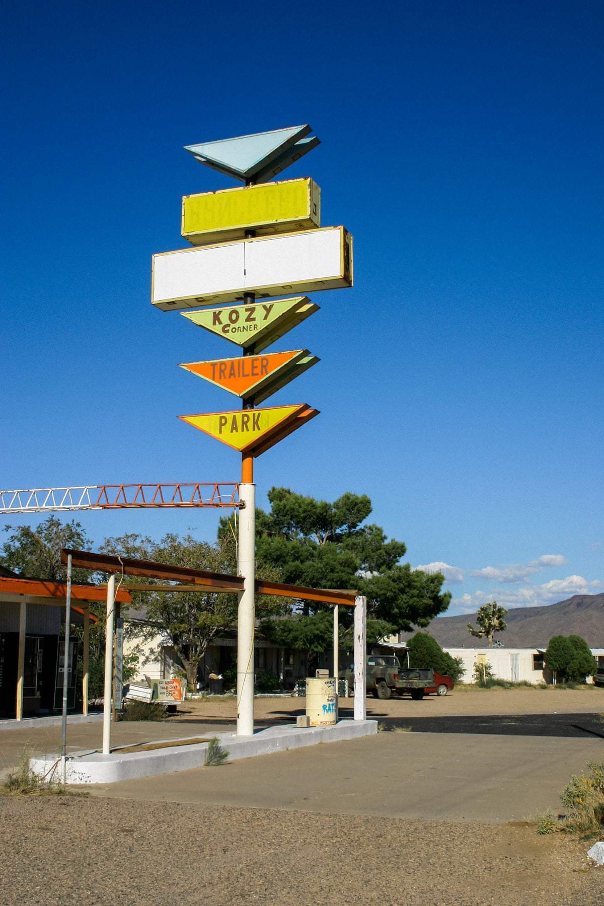 Route-66-Hackberry-Arizona-fine-art-photography-by-Studio-L-photographer-Laura-Schneider-_268