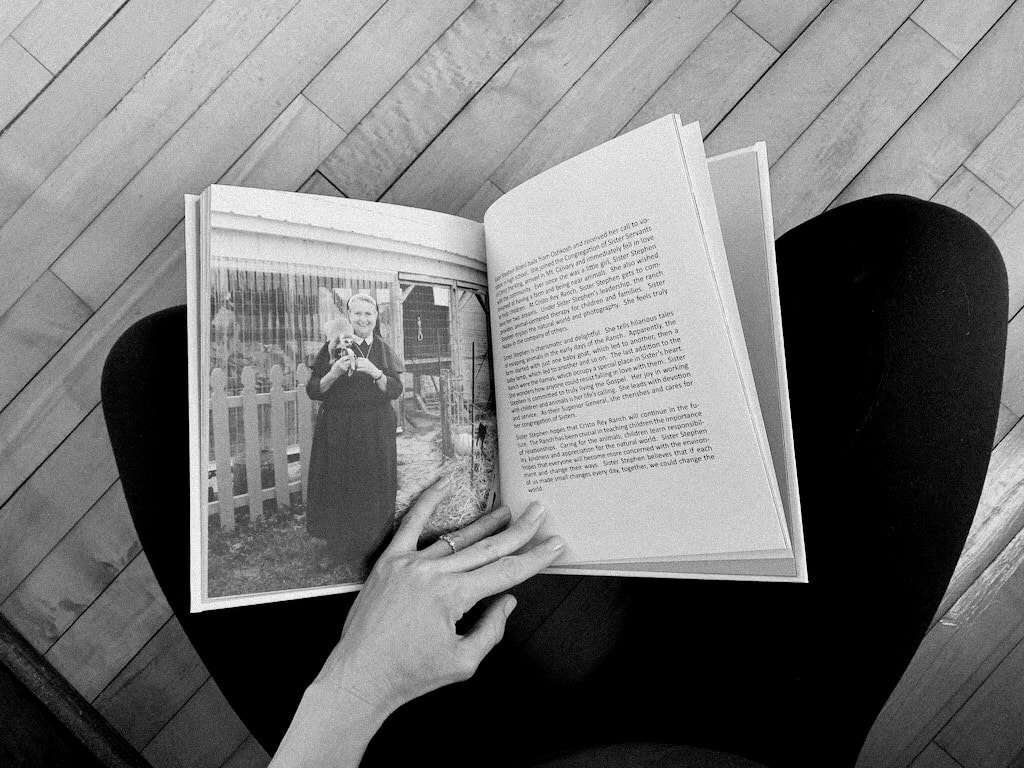 Illuminating-women_exhibition-black-and-white-fine-art-photography-by-Studio-L-photographer-Laura-Schneider-and-journalism-by-Juliane-Troicki-_04