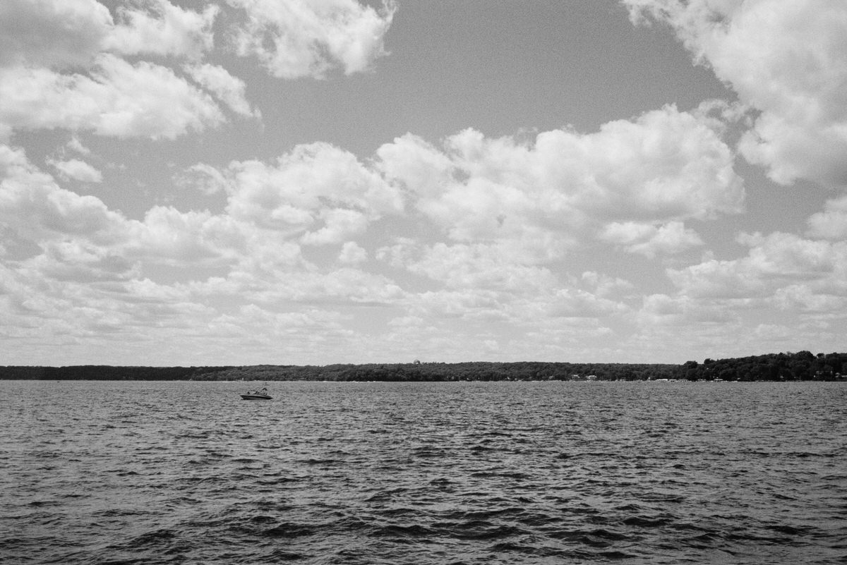 Lake-Geneva-Wisconsin-black-and-white-fine-art-film-photography-by-Studio-L-photographer-Laura-Schneider-_007A
