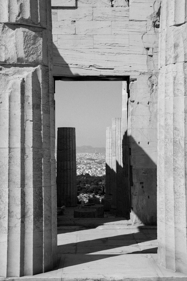 Acropolis-Athens-Greece-photography-by-Studio-L-travel-photographer-Laura-Schneider-_2065