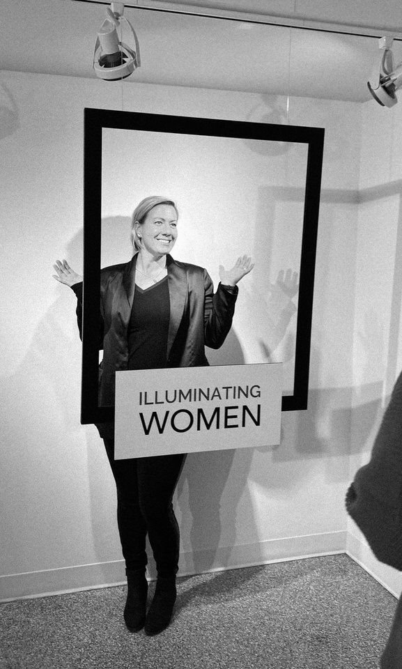 Illuminating-Women-art-exhibition-opening-reception-at-Trout-Museum-of-Art-black-and-white-photography-by-Studio-L-artist-photographer-Laura-Schneider-_1912