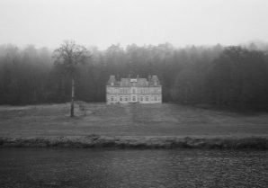 Chateau-Orquevaux-Artist-Residency-France-film-photography-by-artist-photographer-Laura-Schneider-_028A