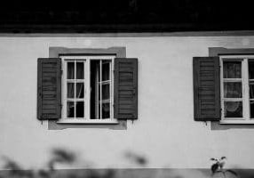 Garmisch-Germany-black-and-white-fine-art-photography-by-Studio-L-photographer-Laura-Schneider-_3679