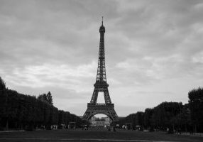 Paris-France-black-and-white-fine-art-photography-by-Studio-L-photographer-Laura-Schneider-_5135